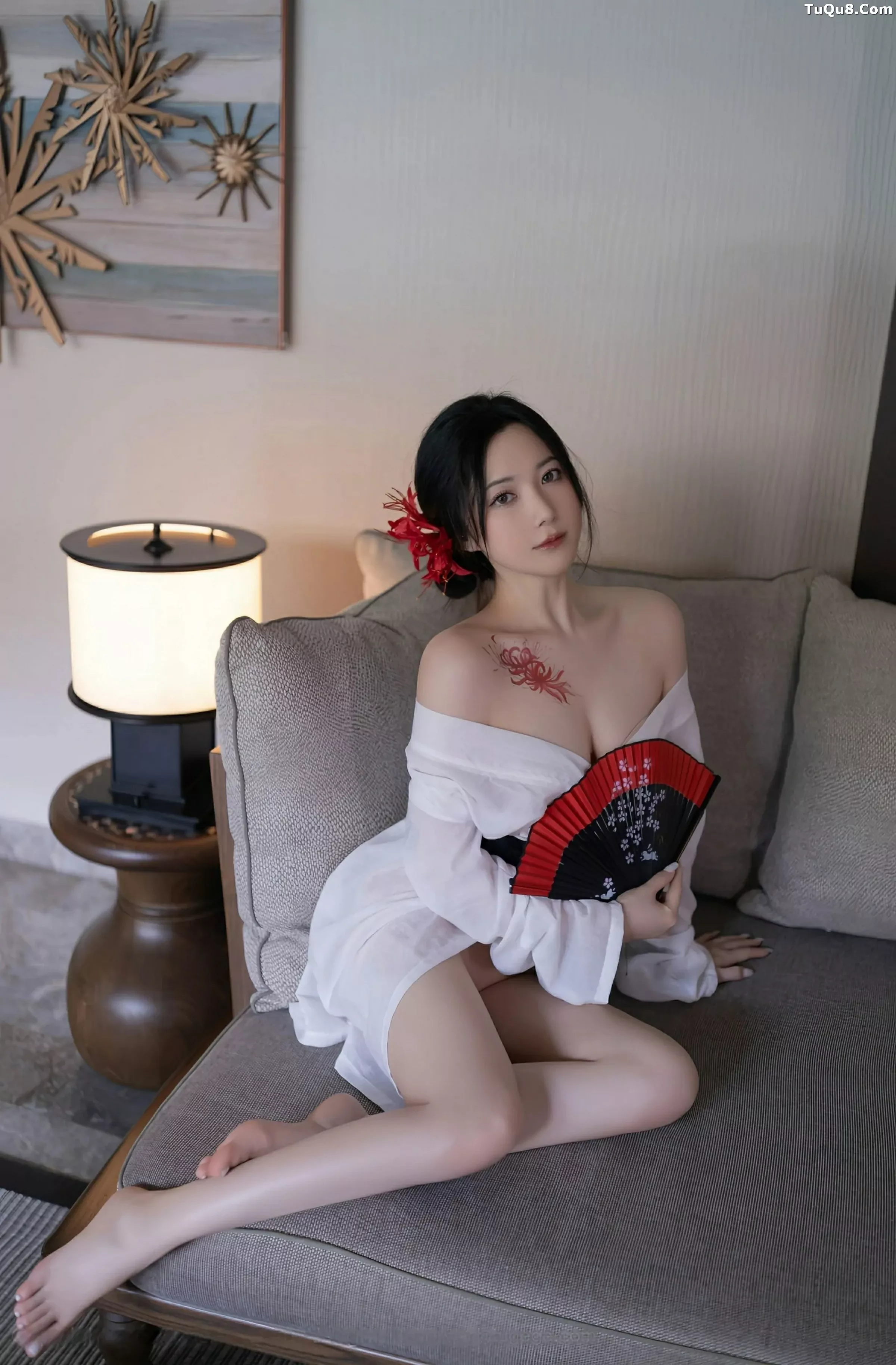壁纸鱼子酱Fish白色服饰配  第53张