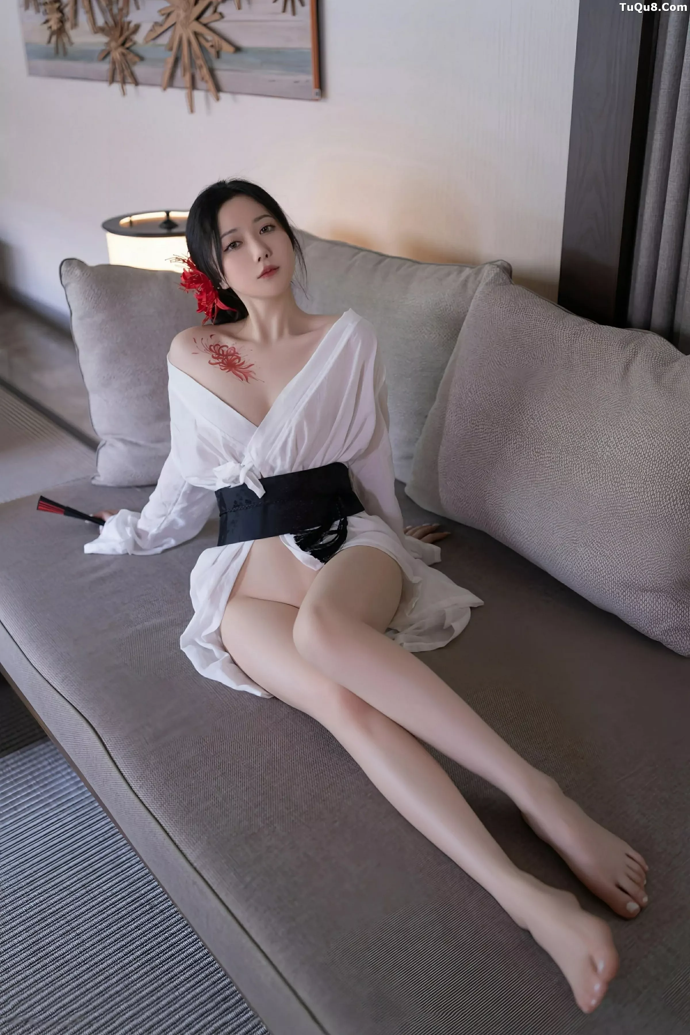 壁纸鱼子酱Fish白色服饰配  第52张