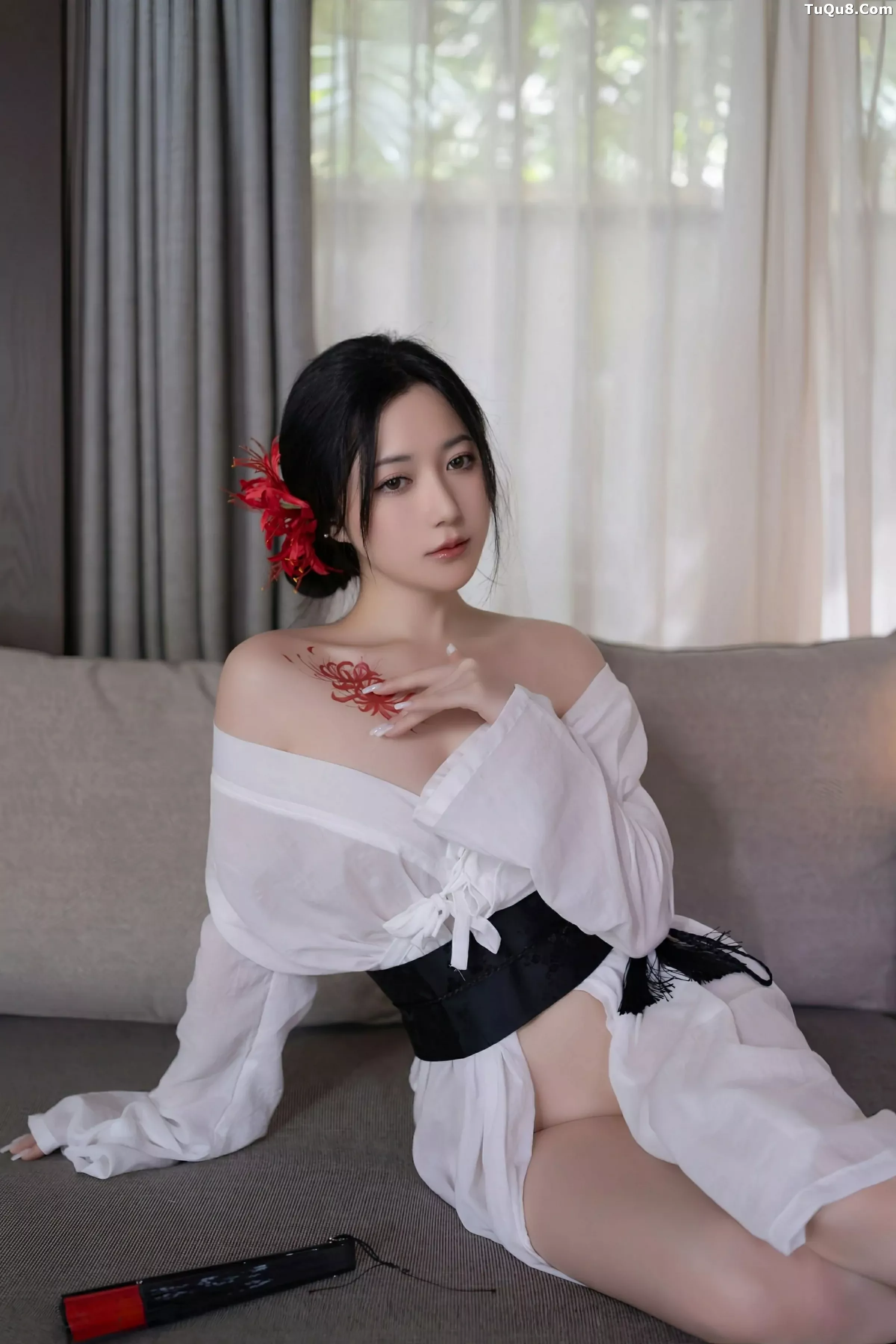 壁纸鱼子酱Fish白色服饰配  第35张
