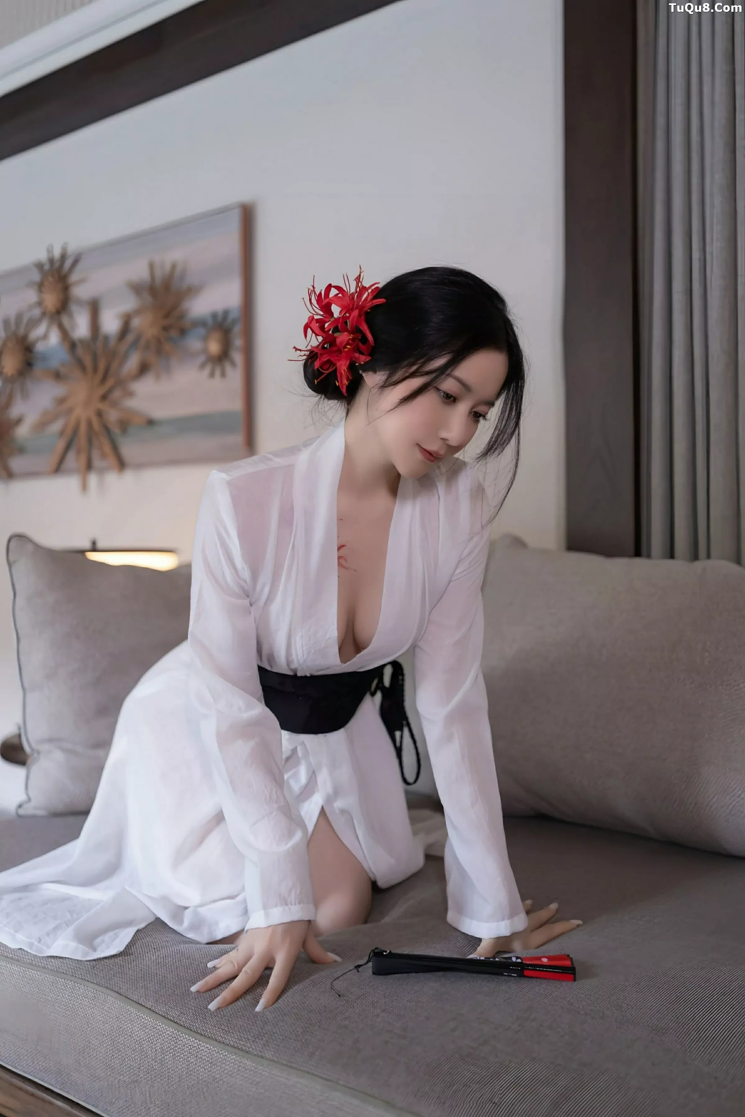 壁纸鱼子酱Fish白色服饰配  第23张