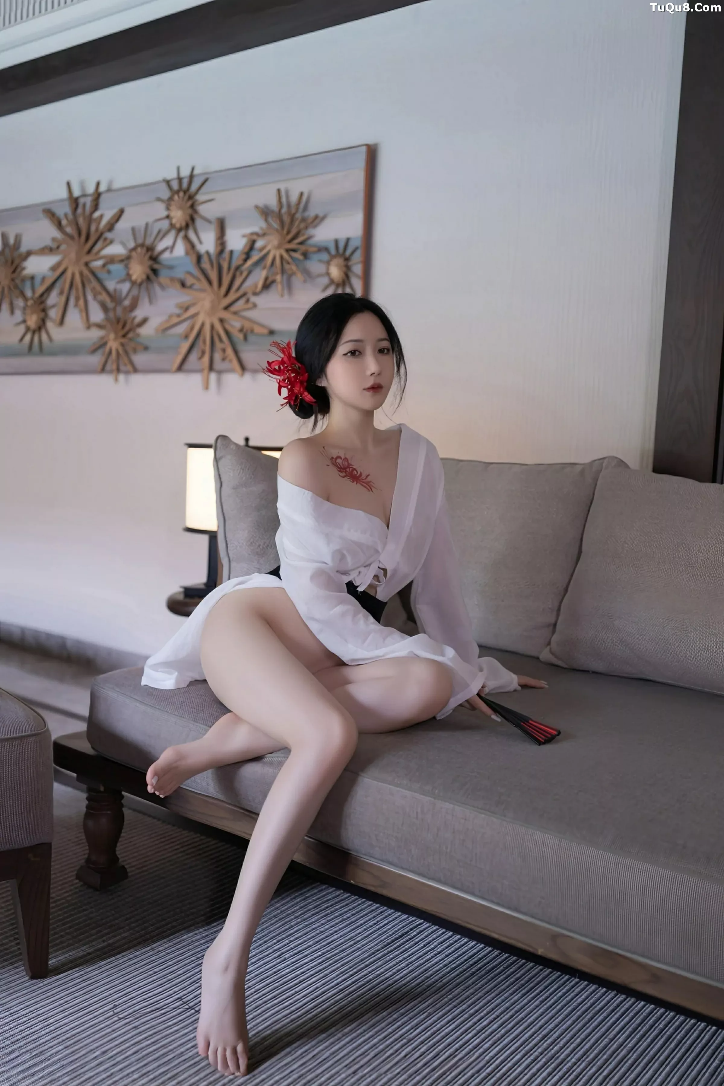 壁纸鱼子酱Fish白色服饰配  第45张